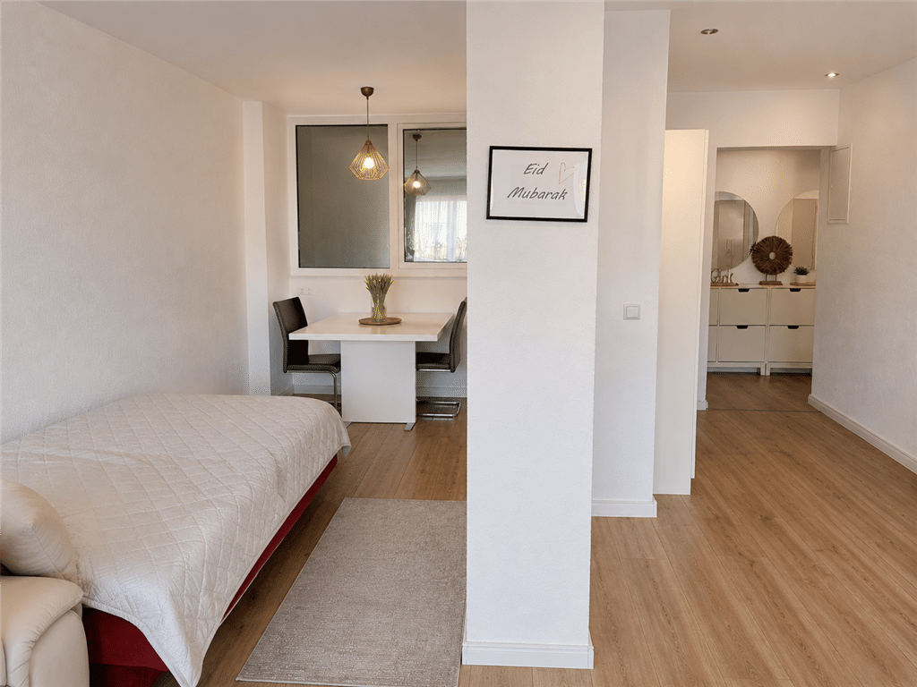 "Großzügige 6-Zimmer-Wohnung aus zwei verbundenen Einheiten mit separatem Office und Garten" – Ulm – Vorschaubild 7