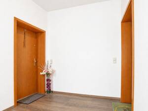 Sanierte Eigentumswohnung mit Balkon in sehr gepflegtem Mehrfamilienhaus in ruhiger Wohnlage – 45891 Gelsenkirchen – Vorschaubild 5