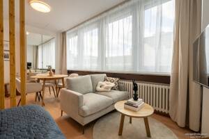 RIDA FLATS - Köln-CITY! All in plus! AAA Location + DOM + HBF + Lift + WIFI + Erstbezug + Saniert – 50667 Köln – Vorschaubild 8