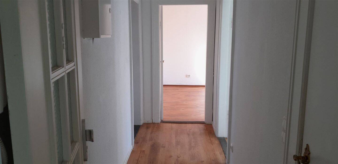 Bezugsfreie 2-Zimmer-Whg. in der Brüggemannstr. 58 zu vermieten // Husum – Husum – Vorschaubild 2