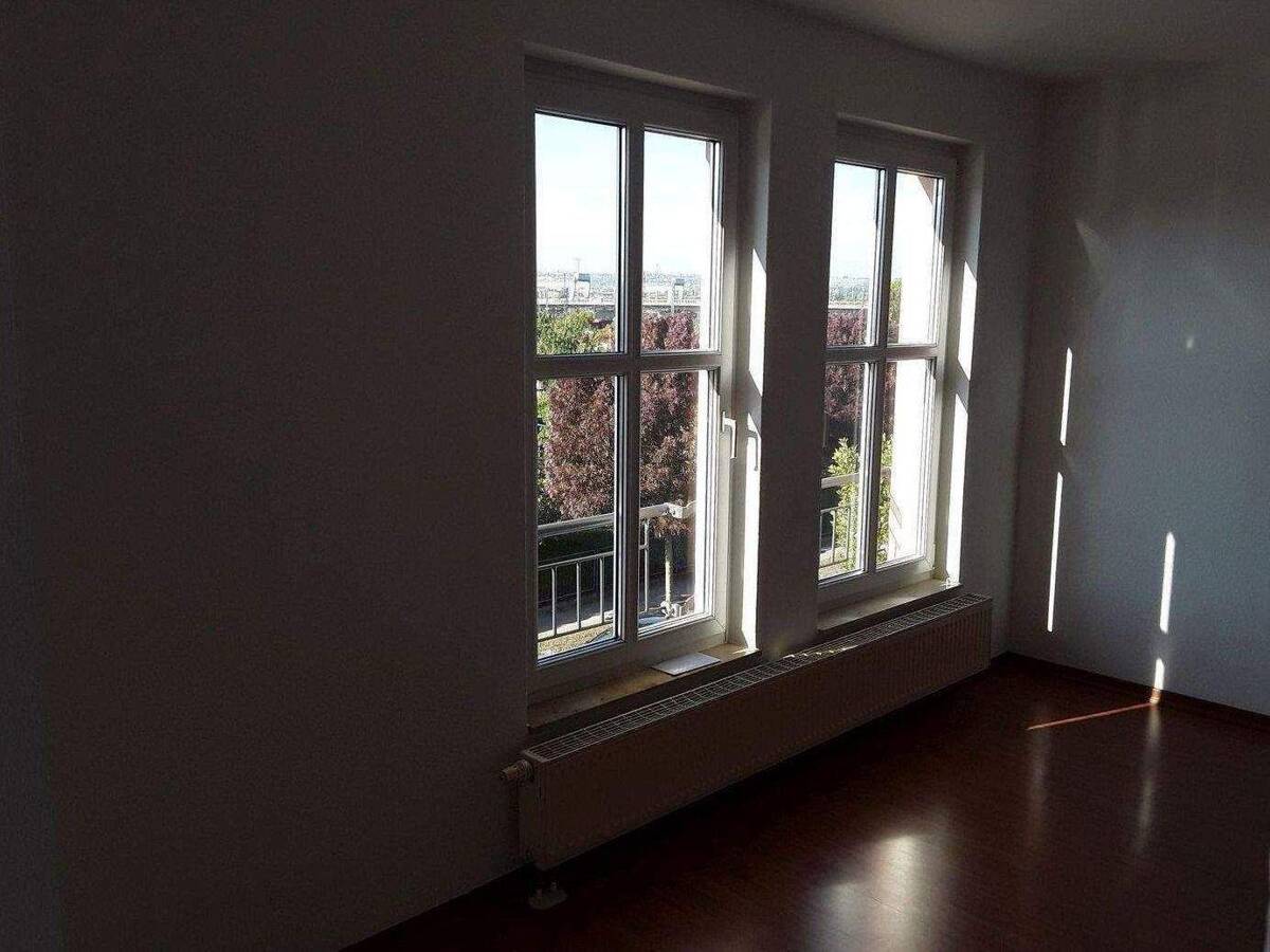 Gepflegte 3-Zimmer-Wohnung in Top-Lage – 1067 Dresden – Bild 1 von 9