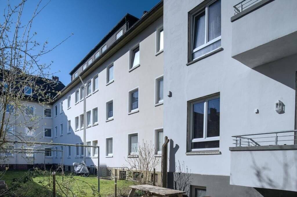 2-Zimmer-Wohnung im 2. Obergeschoss mit Badewanne in Wilhelmshaven - Nähe Zentrum !!!