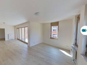 Moderne 3-Zimmer-Wohnung mit Balkon, EBK und Wannenbad – 1307 Dresden – Vorschaubild 3