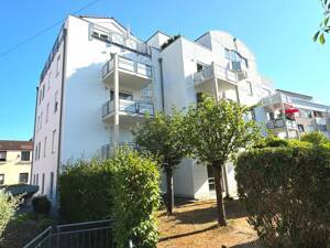 Wohnung mit Süd-Balkon in zentraler Lage im Straßenbahnbereich