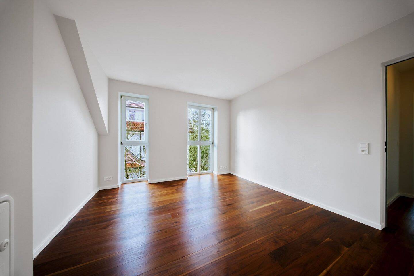 Wohnen mit Charakter: Hochwertiges 5-Zimmer-Maisonette-Loft nahe der Waitzstraße – Hamburg – Vorschaubild 7