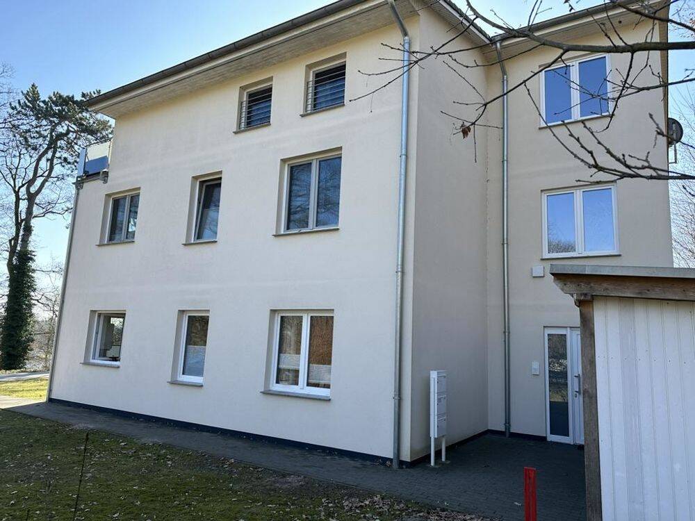 Mehrfamilienhaus mit 3 Einheiten in Top-Lage mit Blick auf den Tiefwarensee! – Waren (Müritz) – Vorschaubild 4