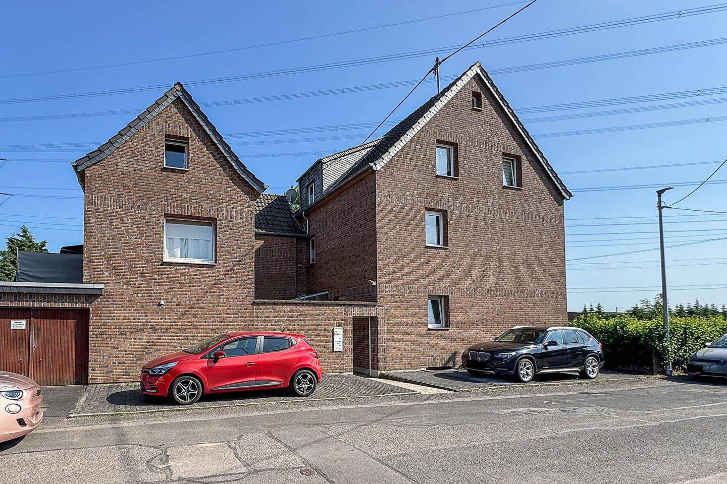 4-Familienhaus in Rheinnähe - Ihre neue Kapitalanlage – Bornheim – Vorschaubild 3