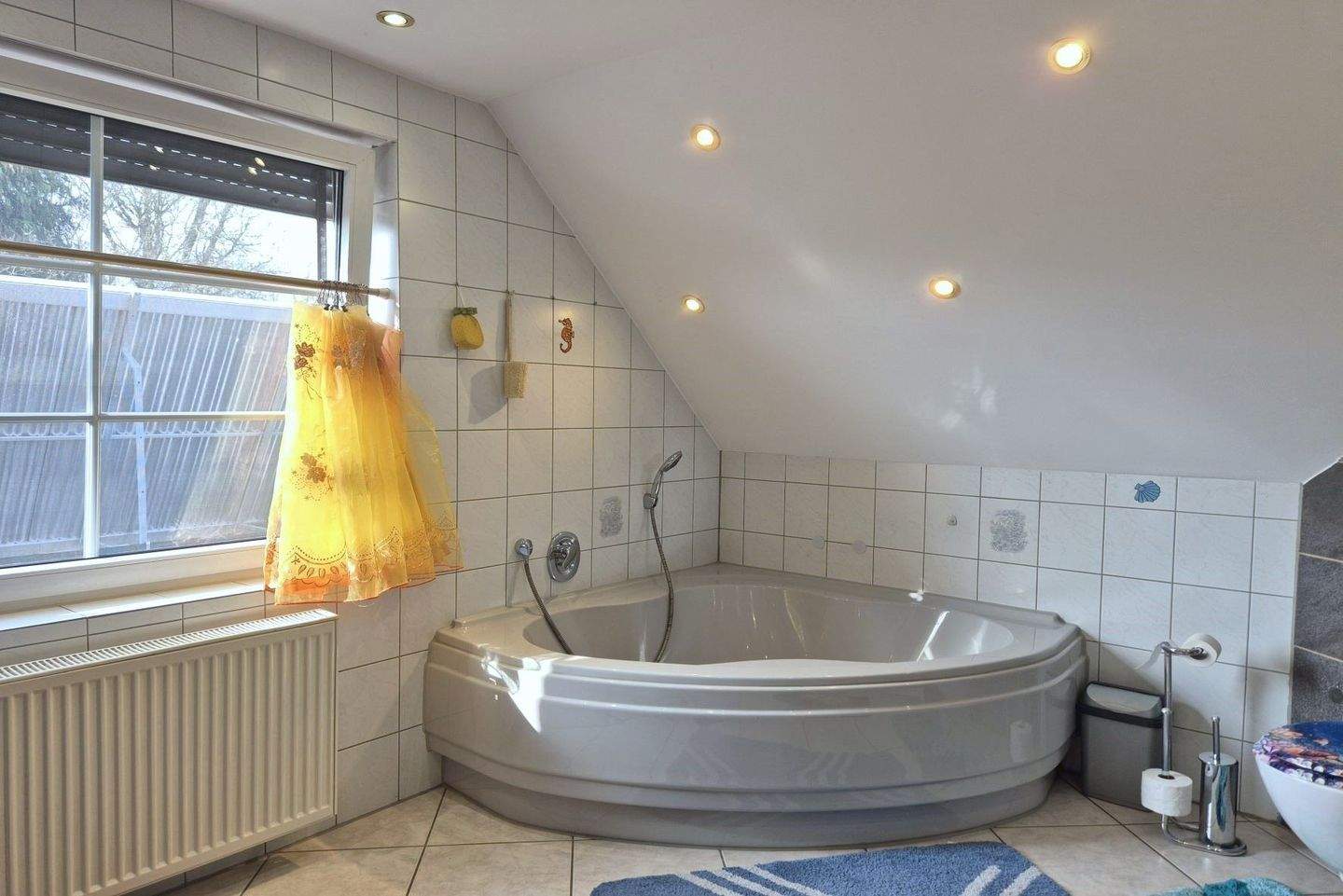 Wohnen mit viel Platz, Natur und einem sehr großem Grundstück – Sassenburg – Vorschaubild 5