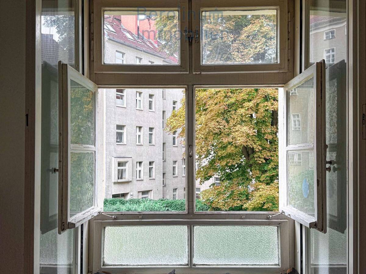 Bezugsfreie 2-Zimmer-Wohnung mit Loggia in Wittenau – 13437 Berlin – Bild 1 von 9