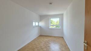 Renovierte 3-Zimmer-Wohnung + Balkon + Bad mit Wanne + Parkett – 99097 Erfurt – Vorschaubild 3
