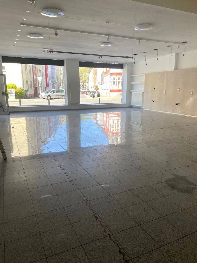 *** Rarität: Mehrfamilienhaus in gutem Zustand im beliebten Kreuzviertel *** – Dortmund – Vorschaubild 2
