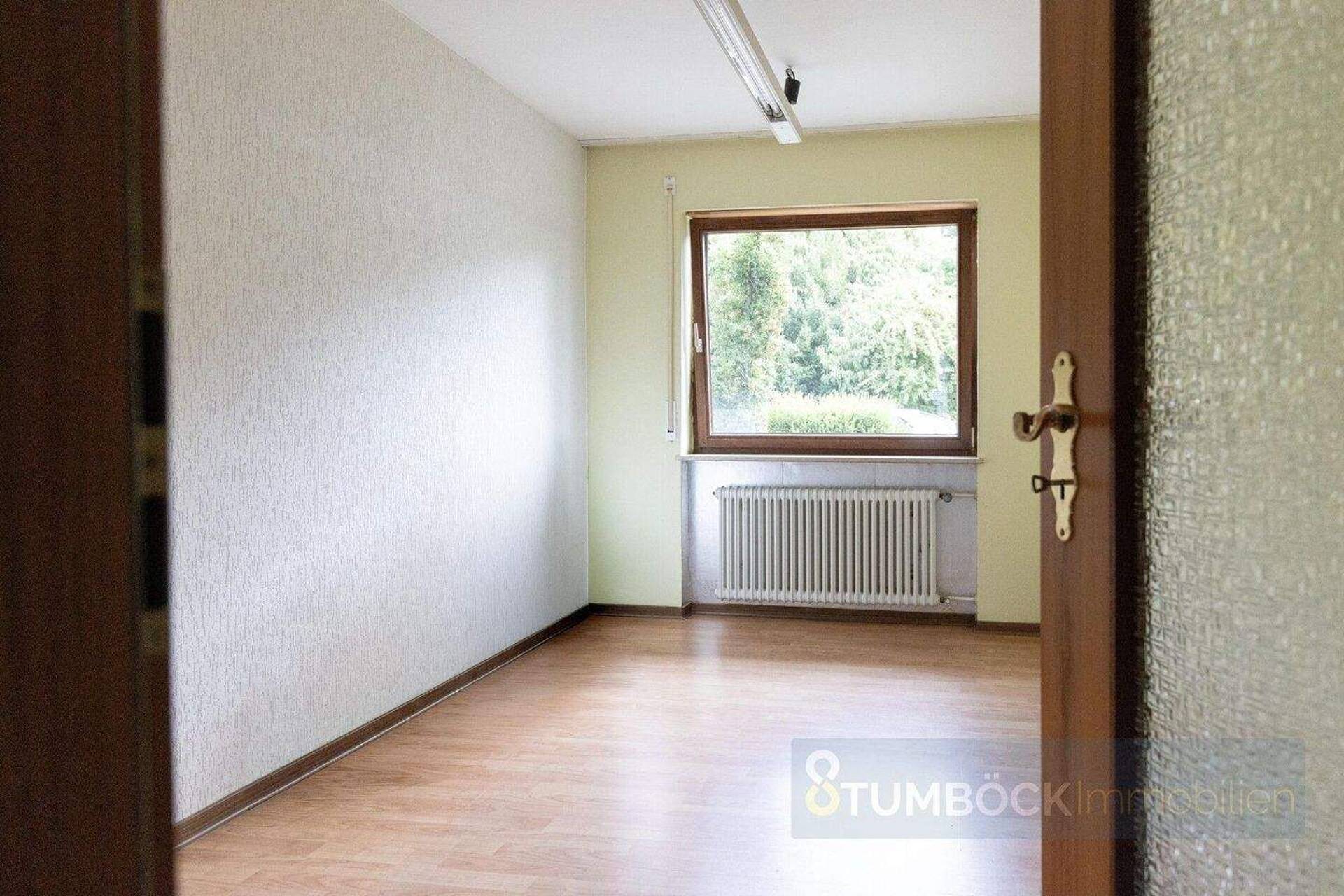 Einfamilienhaus in 79541 Lörrach mit 300 m² kaufen