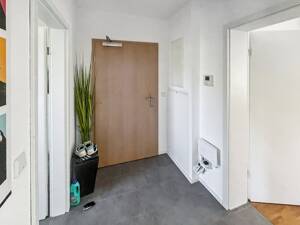 Exklusive Wohnqualität trifft beste Lage - modernes Wohnen mit Balkon – 97082 Würzburg – Vorschaubild 2