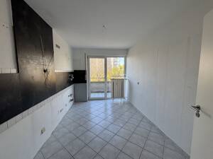 Wohnen in begehrter Lage von Ludwigshafen-Süd - 4 Zimmer, Loggia und großzügiges Raumgefühl – 67061 Ludwigshafen am Rhein – Vorschaubild 9