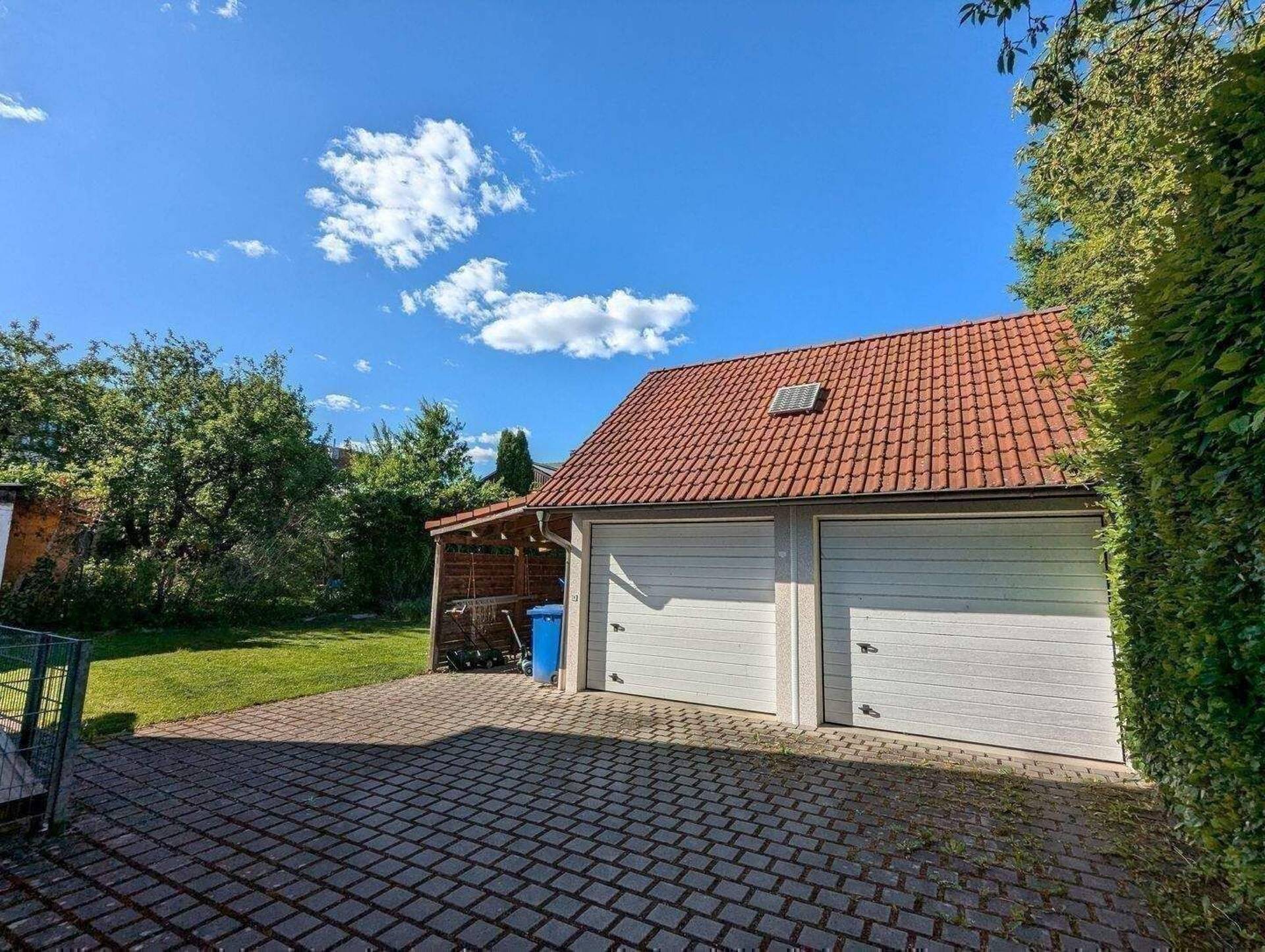 Haus in 91056 Erlangen mit 271 m² kaufen