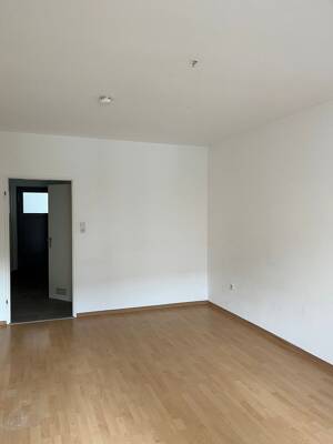 Ruhig gelegene 1-Zimmer-Eigentumswohnung mit Balkon | sofort beziehbar! – 97074 Würzburg – Vorschaubild 5