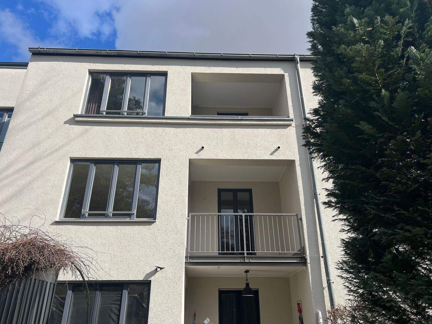 Schöne 2-Zimmerwohnung mit TG-Stellplatz