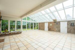 KR-Bockum! Freistehendes Ein-Zweifamilienhaus mit viel Potenzial auf parkähnlichem Sonnen-Grundstück – 47800 Krefeld – Vorschaubild 9
