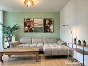 26188 HomeCompany Dresden Möbliert/Furnished 2-Zimmer Apartment mit Balkon Nähe Elbepark! max. 2 Personen – 1139 Dresden – Vorschaubild 2