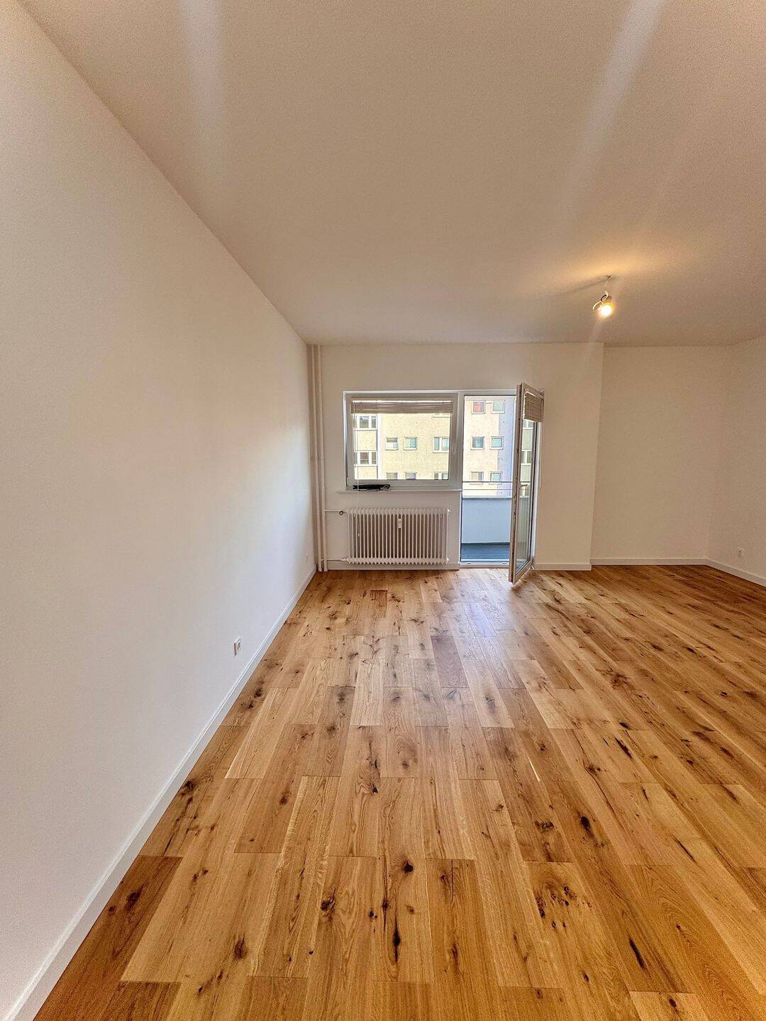 Elegante 1,5-Zimmer-Residenz nach Kernsanierung mit Balkon und Lift im begehrten Wedding – Berlin – Vorschaubild 9