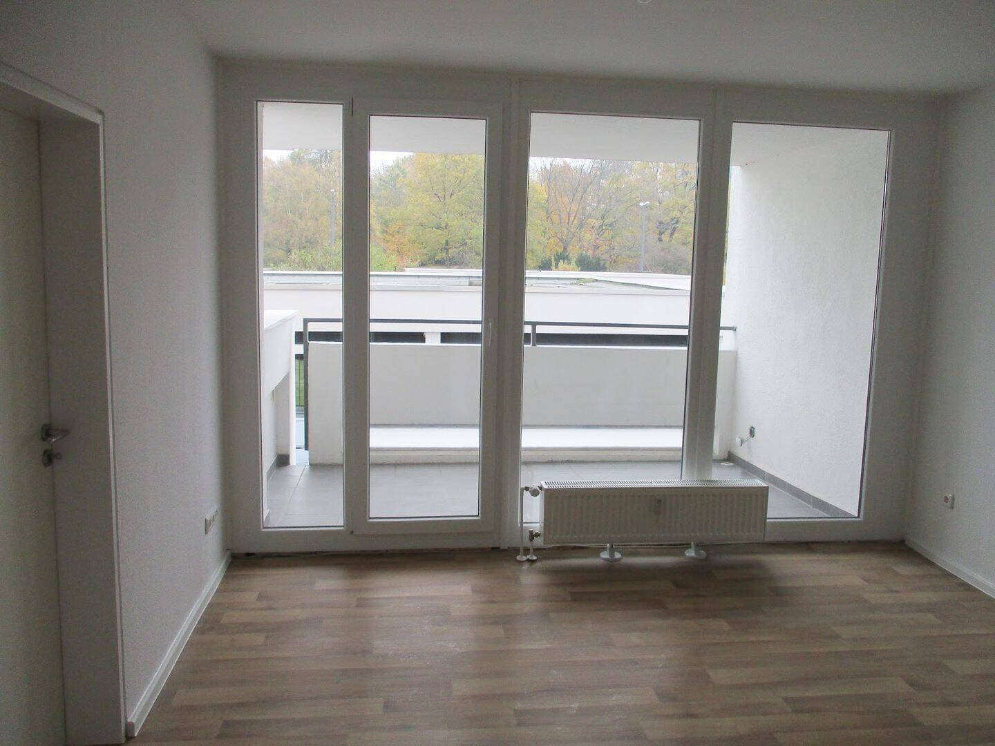 Klein + FEIN = DEIN! 1 Zimmer mit Balkon + Aufzug + separate Küche + Duschbad + Abstellraum – Braunschweig – Vorschaubild 9