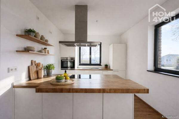 Terrassenwohnung in 50997 Köln mit 142 m² kaufen