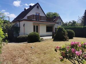 Ruhiges Wohnen in Dresden: Solides Einfamilienhaus mit PV-Anlage, Garage & 525 qm Grundstück – Von Privat – 1237 Dresden – Vorschaubild 3