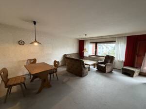 RENOVIERUNGSBEDÜRFTIGE 3-ZIMMERWOHNUNG – 74081 Heilbronn – Vorschaubild 4