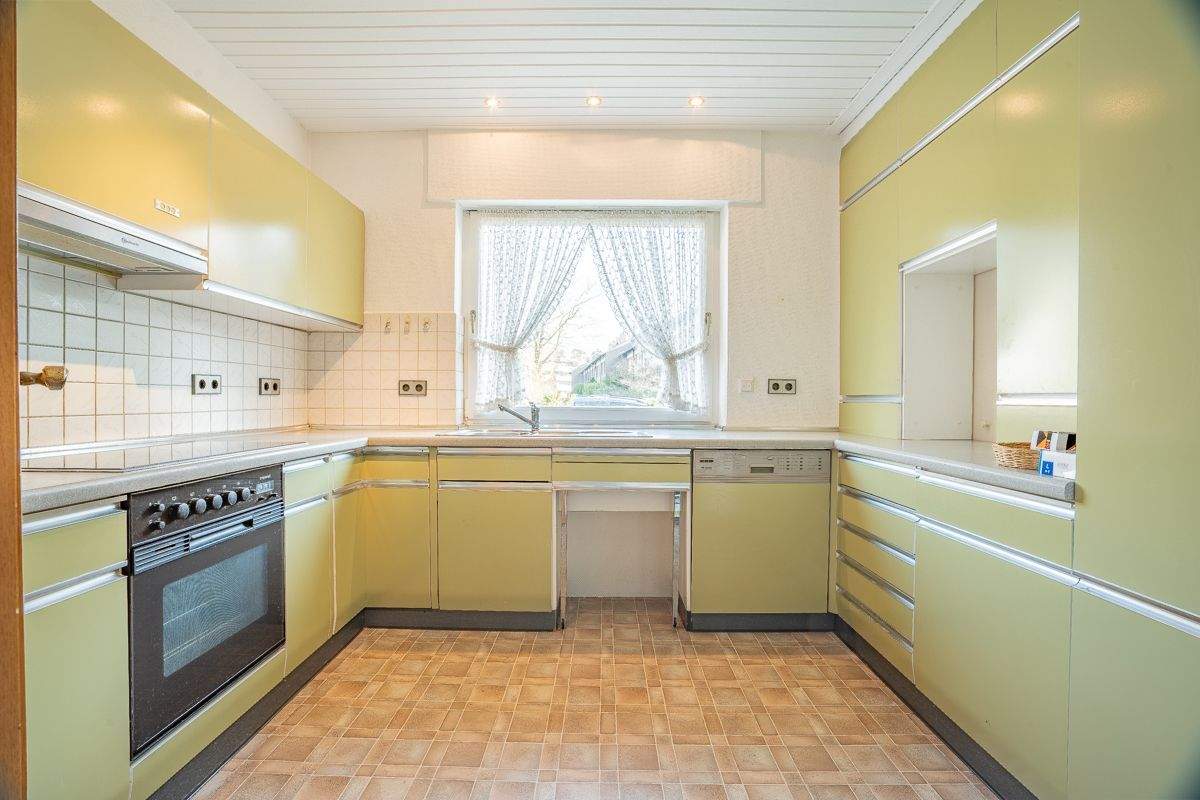 Charmante Doppelhaushälfte mit Garten, Balkon und viel Potenzial! – Bielefeld – Vorschaubild 5