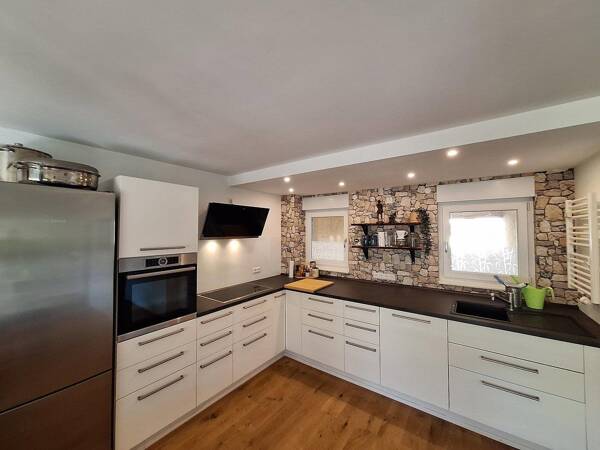 Erdgeschosswohnung in 76137 Karlsruhe mit 94,67 m² kaufen