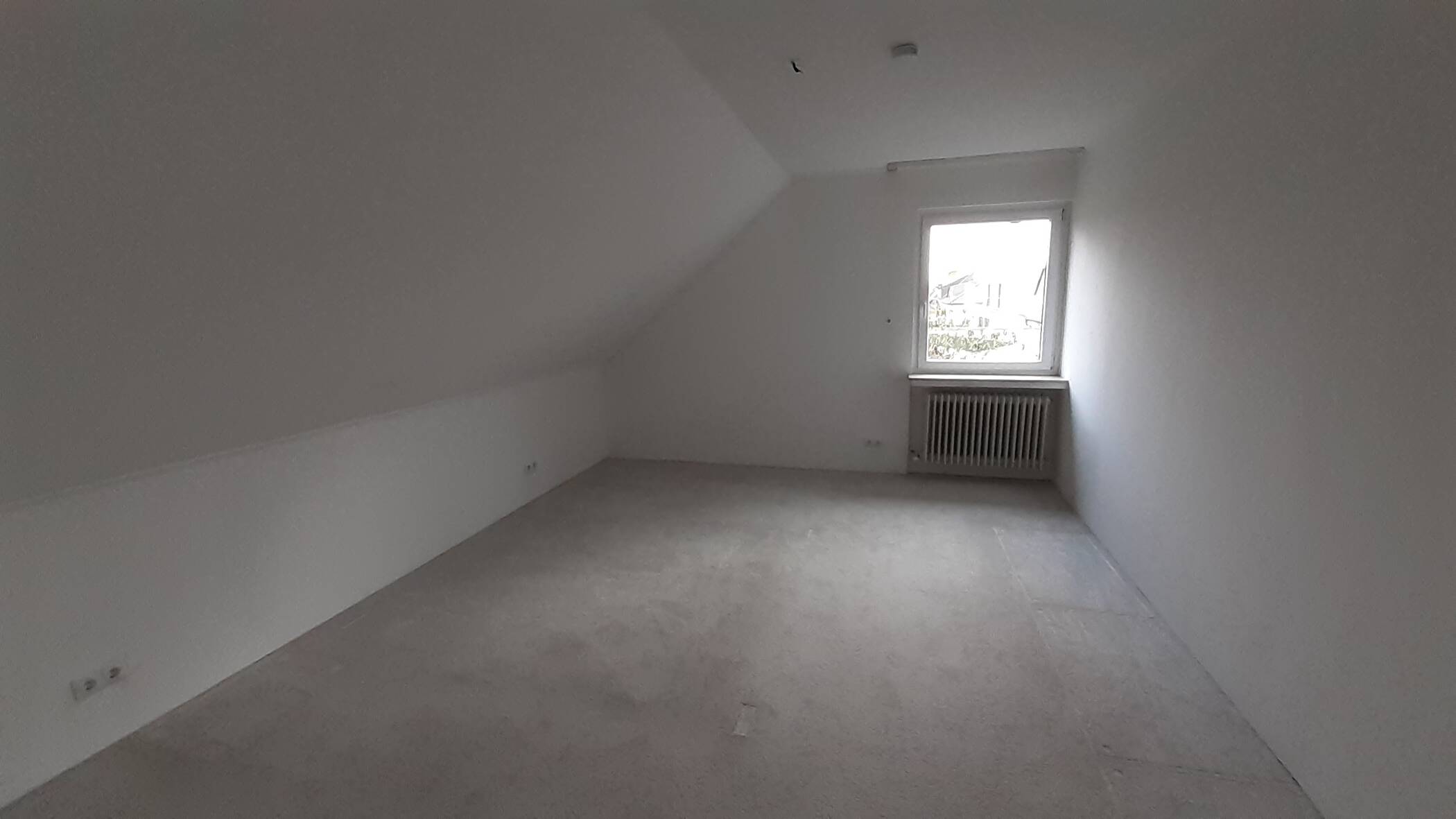 Außergewöhnliche 2,5-Zimmer-Wohnung mit großzügiger Dachterrasse, Einbauküche und stilvollem Wohnambiente – Bremen – Vorschaubild 6