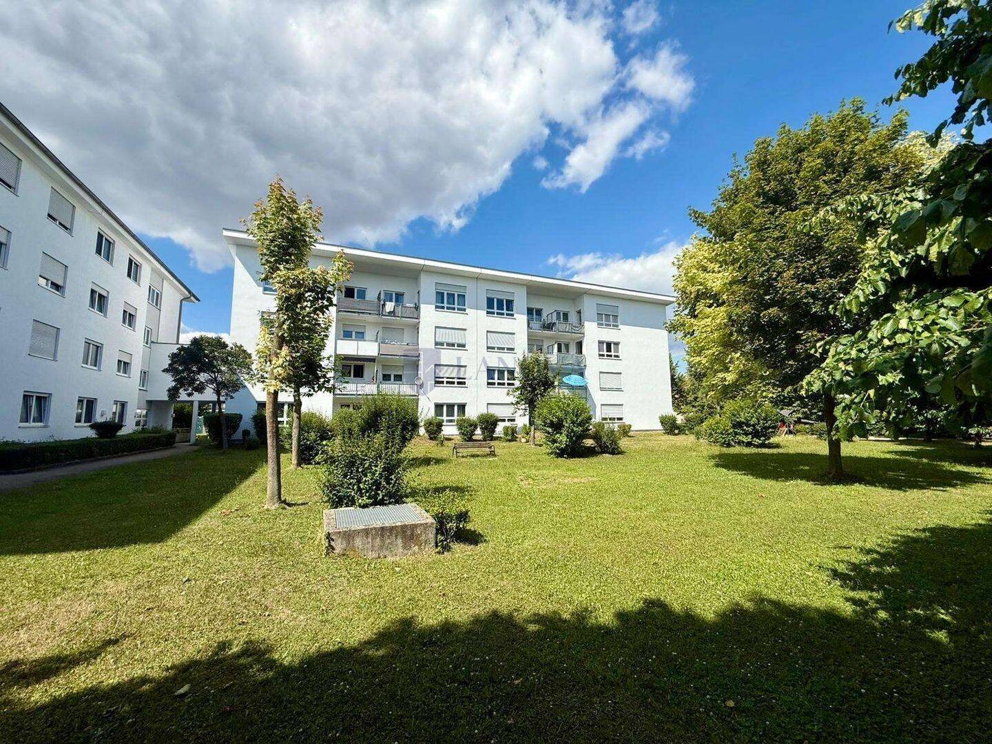 2-Zimmer Penthousewohnung in Top-Lage im Neu-Ulmer Wiley – Neu-Ulm – Vorschaubild 5