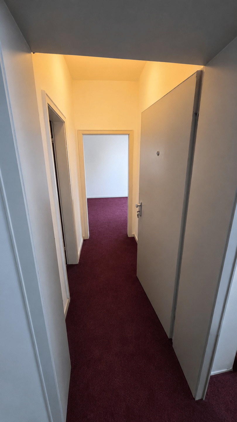 Zentrales 1-Zimmer-Apartment mit Loggia - perfekte Kapitalanlage oder erstes Eigenheim