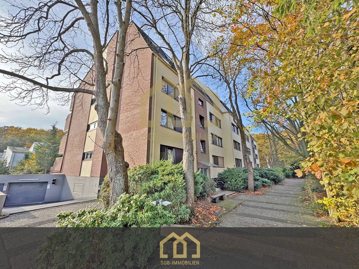 Parkallee / Sanierte 3-Zimmer-Wohnung mit Sonnenbalkon & Tiefgaragenstellplatz – 28213 Bremen – Bild 1 von 9