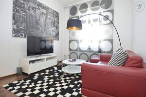 Schöne möblierte 2-Zimmer Wohnung mit Internet in Wiesbaden-Biebrich – 65187 Wiesbaden – Vorschaubild 1