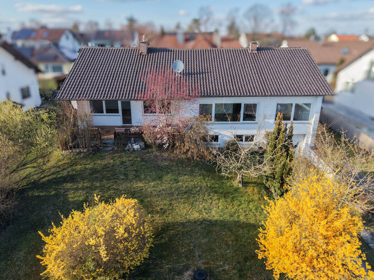 Einfamilienhaus mit Ausbaureserve in Gerolfing