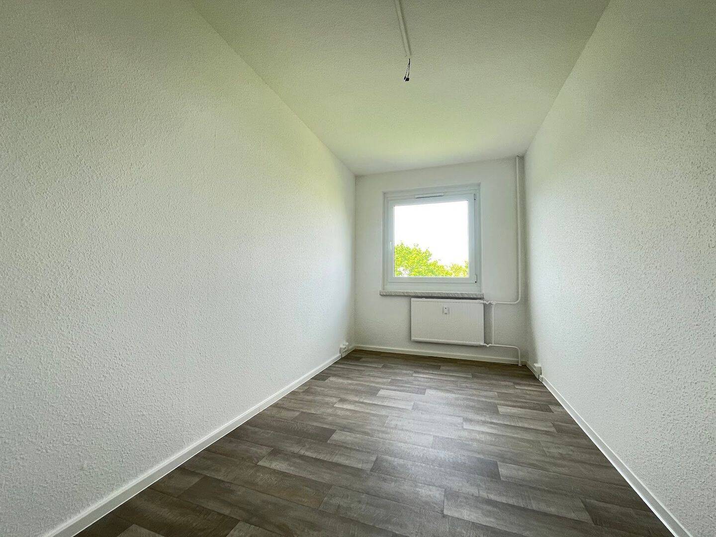 Erstbezug: Sanierte Wohnung mit Balkon und Wohlfühlfaktor – Chemnitz – Vorschaubild 3