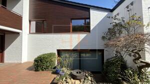 Charakterstarkes Architektenhaus mit Wellnessbereich und Doppelgarage in Hamburg-Volksdorf – 22359 Hamburg – Vorschaubild 9