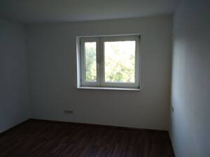 Gepflegte 3-ZKBWC, Einbauküche, Balkon, Fußbodenheizung, Stellplatz, HDH-Mittelrain – 89520 Heidenheim an der Brenz – Vorschaubild 7