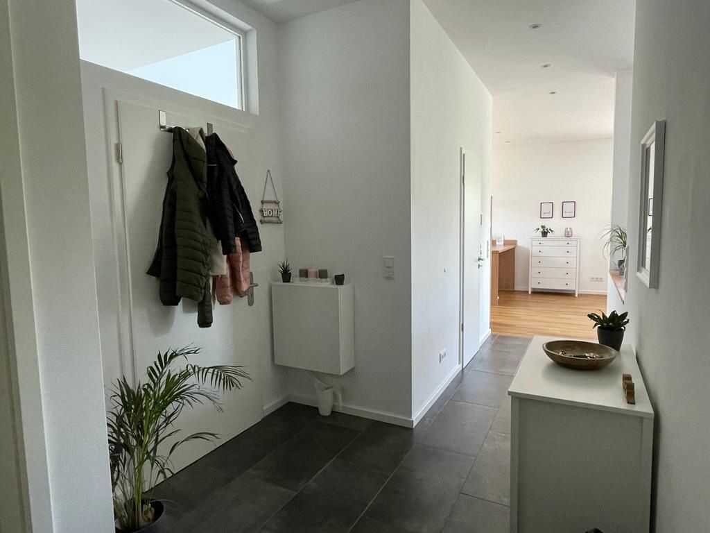 Hochwertige Wohnung mit Garten – Vöhl – Vorschaubild 5