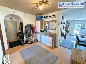 Gepflegte 3-Zimmer-Eigentumswohnung mit Balkon, Garage und Stellplatz in ruhiger Lage – 90547 Stein – Vorschaubild 4