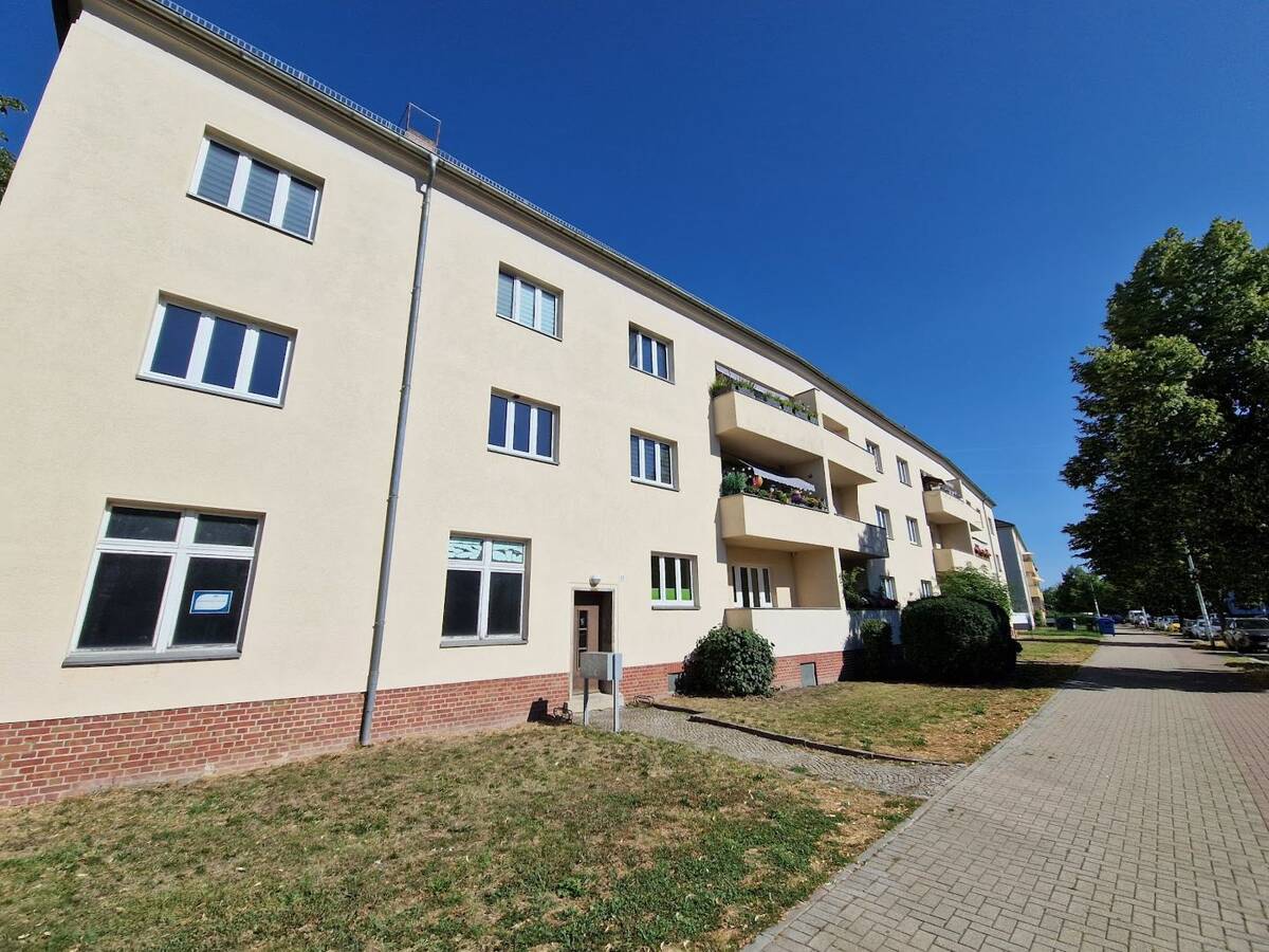 Frisch renovierte Wohnung - jetzt besichtigen und zwei Kaltmieten sparen! – 39114 Magdeburg – Bild 1 von 7