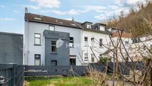Charmantes MFH aus der Jahrhundertwende - Solide Kapitalanlage mit Entwicklungspotenzial – 45239 Essen – Vorschaubild 3
