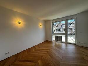 Sanierte 6-Zimmer-Eigentumswohnung über zwei Etagen! In Düsseldorf-Niederkassel – 40547 Düsseldorf – Vorschaubild 6