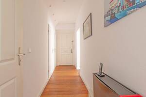 Altbau, Charme, Lage! Helle 3-Zimmer-Wohnung im Winterhude – 22299 Hamburg – Vorschaubild 5