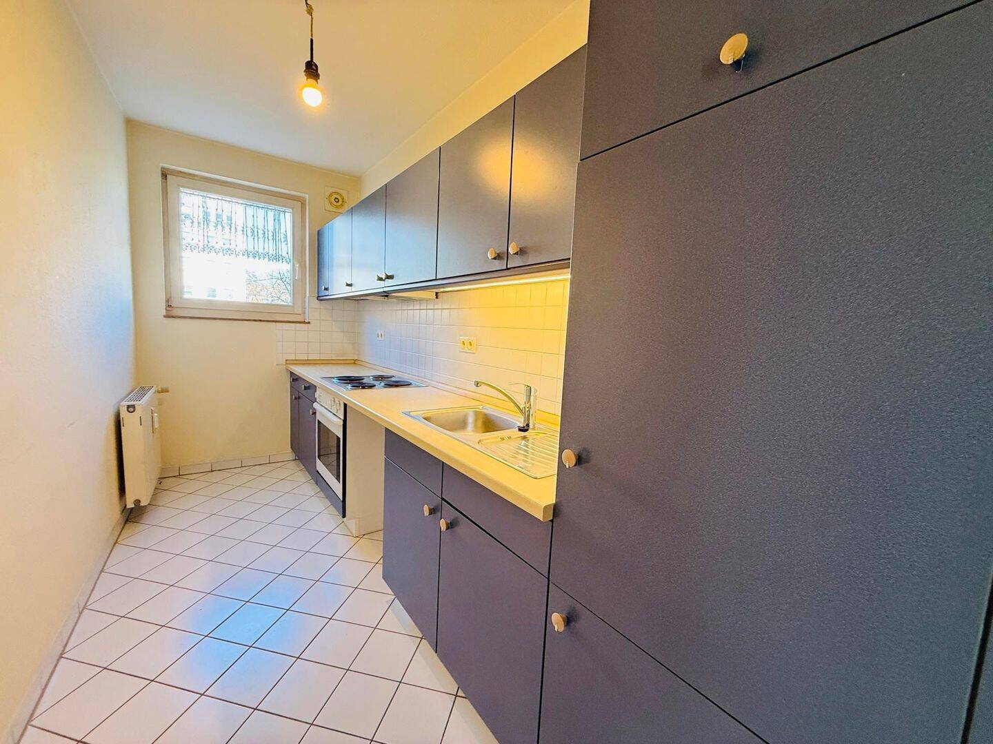 Helle 3-Zimmer-Wohnung mit eigener Grünfläche und Terrasse – Potsdam – Vorschaubild 3