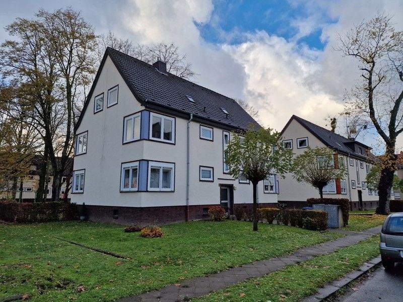 Sanierte 2-Zimmer-Wohnung in Reisholz – Düsseldorf – Bild 1 von 8
