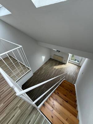 1 Zimmer Maisonette, Kochnische, Bad, Uni-Nähe – 34127 Kassel – Vorschaubild 2