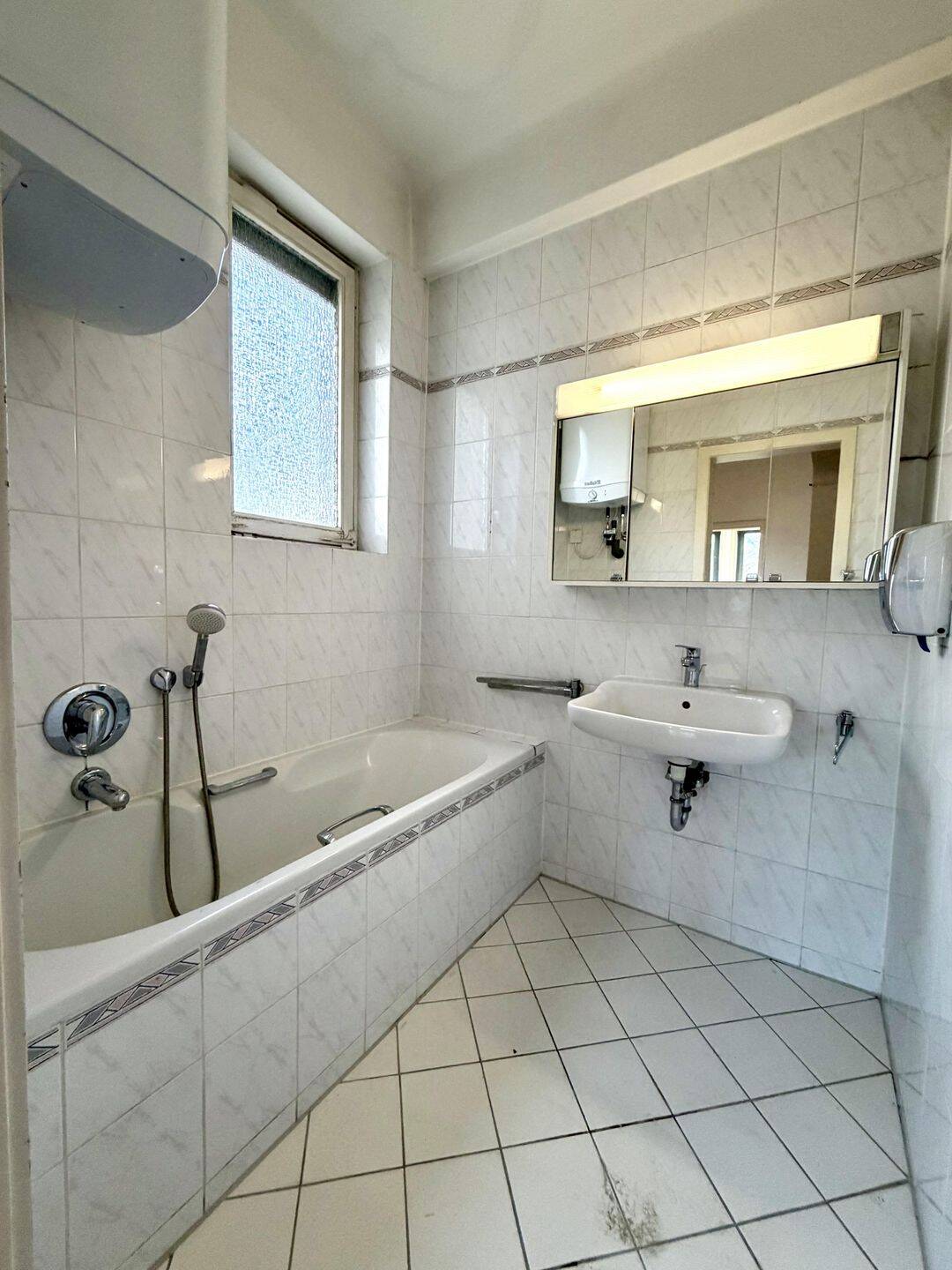 *** Großzügiger Altbau-Charme in S-Bad Cannstatt mit 4,5 Zimmern & Balkon *** – Stuttgart – Vorschaubild 8