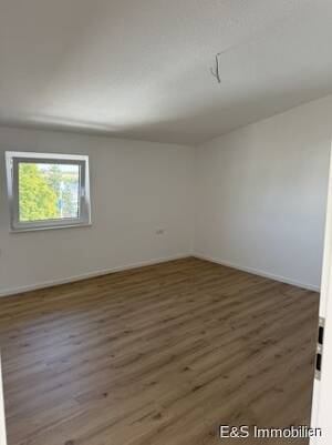 Großzügige, frisch sanierte 3-Zimmer-Wohnung - modern, hochwertig und sofort bezugsbereit – 34253 Lohfelden – Vorschaubild 3